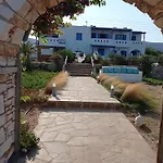Ammoudia Apartament *