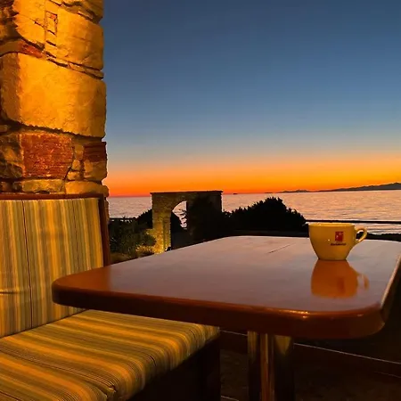 아파트 Ammoudia *