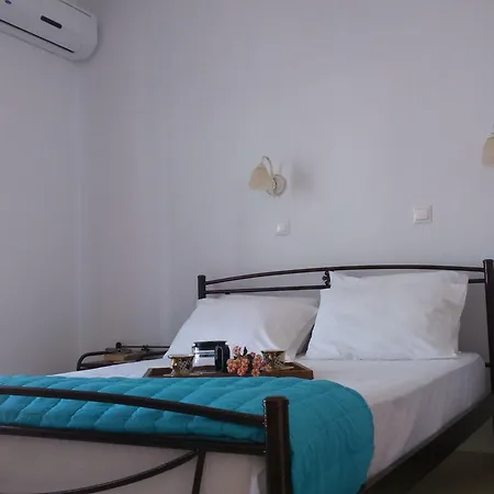 Ammoudia Apartment *