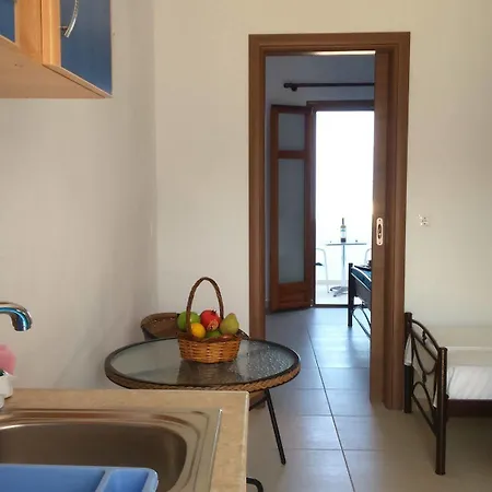 Ammoudia Apartment